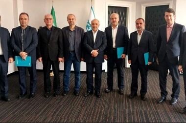 نشست تخصصی مدیریت بیمه دی و صندوق بازنشستگی استان اردبیل