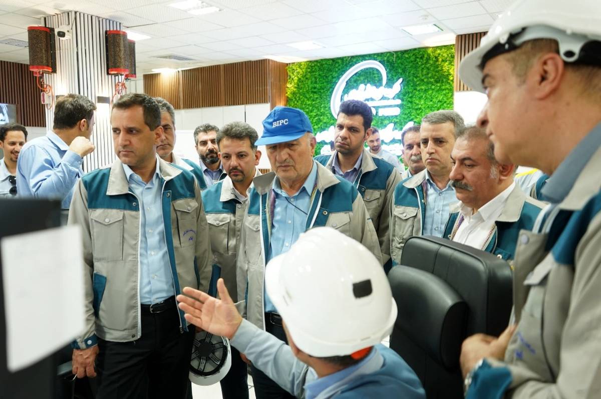بازدید مدیران ارشد هلدینگ خلیج‌فارس و پترول از فرایند راه‌اندازی طرح پلی‌پروپیلن ارغوان گستر