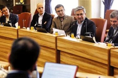 حمایت از فولاد مبارکه به‌عنوان یک صنعت ملی را وظیفه خود می‌دانیم