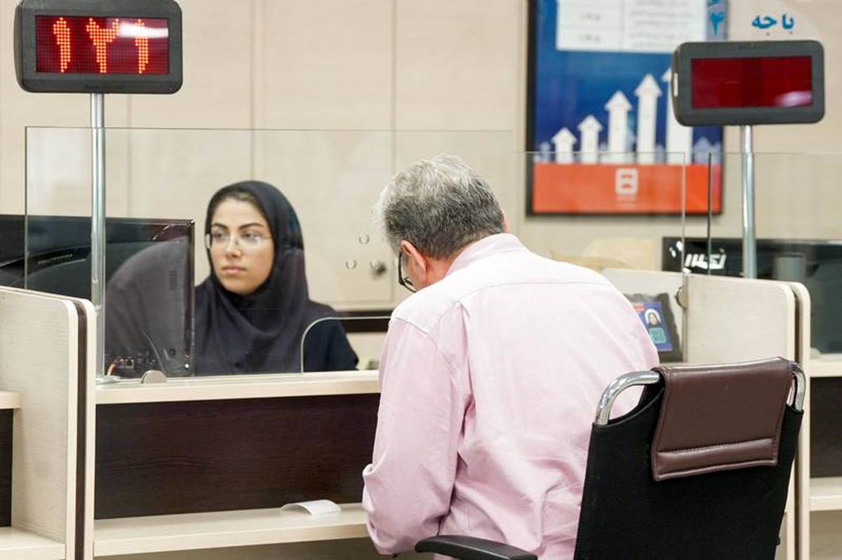  ممنوعیت واگذاری ابزارهای پرداخت بانکی به دیگران / مشتریان حساب بانکی خود را در اختیار افراد دیگر قرار ندهند