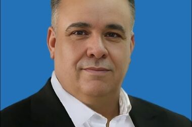 برگزاری مراسم پرفیض زیارت عاشورا به مناسبت هفته دفاع مقدس در بانک ملی ایران
