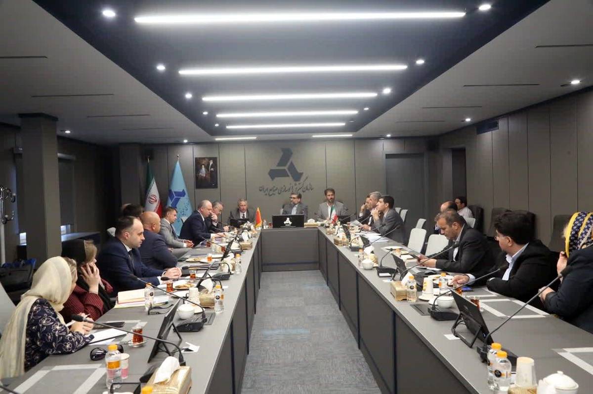 ایران و بلاروس در مسیر توسعه همکاری‌های صنعتی/ سرمایه‌گذاری مشترک در تولید ماشین‌آلات