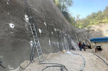 همایش بزرگداشت امام خمینی (ره) و شهدا در منطقه یک با شعار "امام امید و اقتدار"