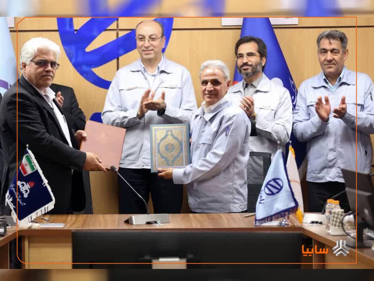 قرارداد تولید ۳۰ هزار دستگاه کامیونت دوگانه‌سوز زامیاد به امضا رسید