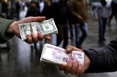 بازار ارز توافقی به زبان ساده؛ آیا تجارت رسمی میدان‌داری می‌کند؟