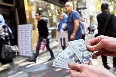 نقش مخرب سفته‌بازان در نوسانات دلار/ از تصمیمات هیجانی در بازار ارز خودداری کنید