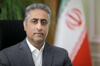 بازدید مدیرعامل این بانک از شرکت ذوب آهن آرمان آسیا در استان سمنان