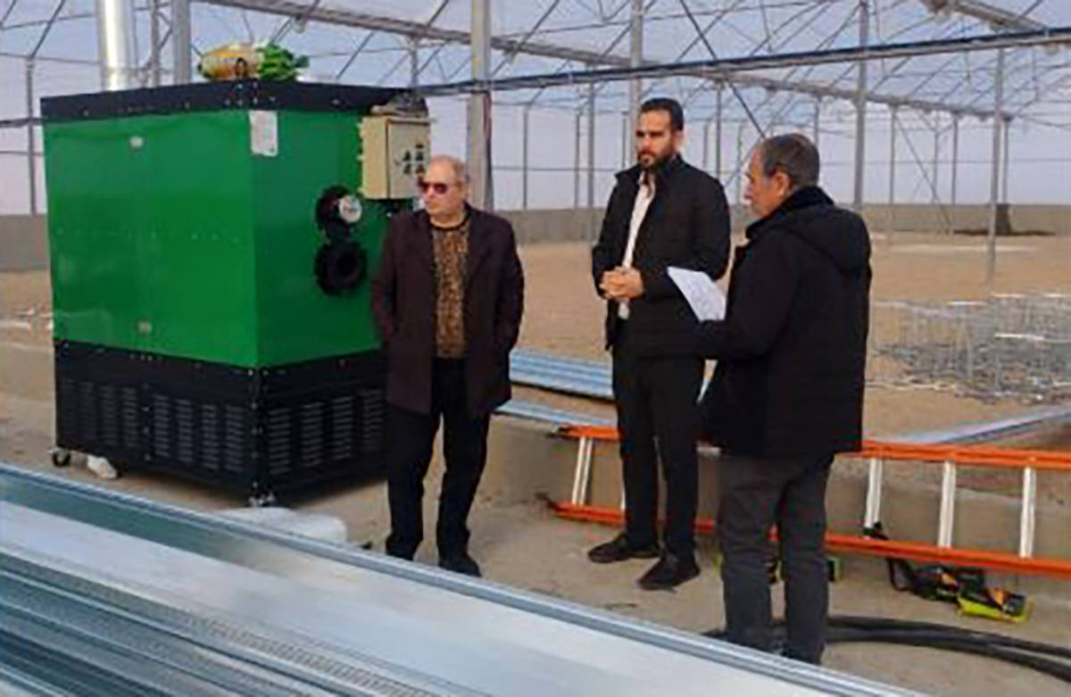 حرکت منطقه آزاد ماکو به‌سوی کشاورزی نوین؛ شهرک گلخانه‌ای در راه است