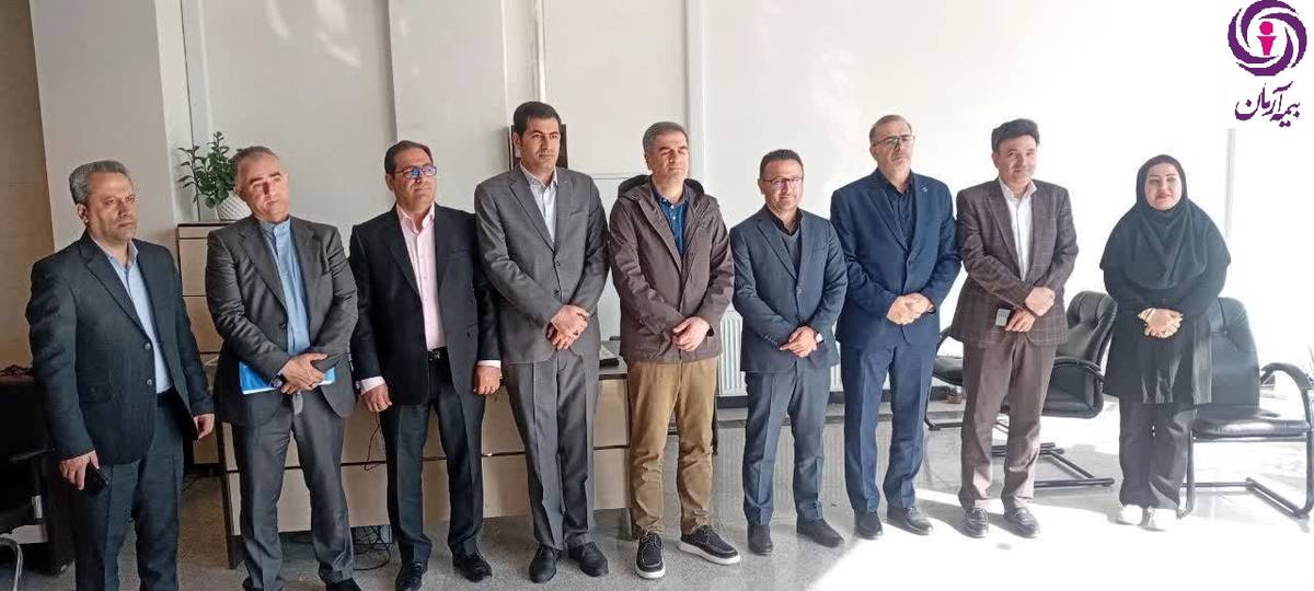 بازدید رئیس کل و رئیس شورای عالی بیمه از شعبه بیمه آرمان در اردبیل