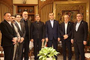 رایزنی مدیرعامل بیمه البرز و استاندار اصفهان برای توسعه همکاری ها و گسترش خدمات بیمه ای در استان