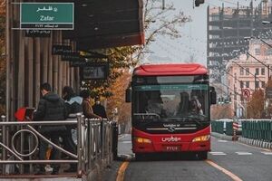 پایان فعالیت جیب‌بر در BRT ولیعصر/ کشف اموال مسروقه در تهران