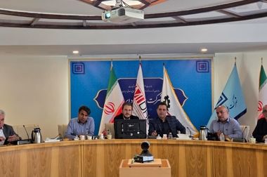 بازدید مدیران هلدینگ خلیج فارس از منطقه ویژه اقتصادی لامرد/ برهانی: هیچ محدودیتی برای ایجاد زیرساخت‌های سرمایه‌گذاران نداریم