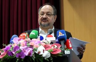 رسالت هلدینگ خلیج‌فارس، خلق آینده صنعت پتروشیمی ایران است / قاچاق مواد پلیمری چالش جدی صنعت پتروشیمی کشور/ باید به سمت طراحی نسل آینده مواد پلیمری دوستدار محیط‌زیست برویم