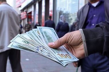 مقاومت سخت دلار در کانال ۸۰ هزار تومان