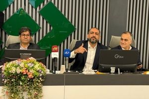 بازتعریف شایستگی حرفه‌ای کارکنان و هیئت‌مدیره در عصر هوش مصنوعی و حکمرانی نوین