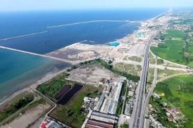 ایران به‌دنبال سه خط کشتیرانی روزانه با عمان برای توسعه تجارت