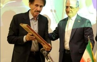 تجلیل از نماینده پیشکسوت با حضور سرپرست بیمه ایران