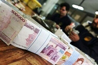مبلغ عیدی و پاداش امسال کارگران/کارفرمایان عیدی را به روزهای آخر سال موکول نکنند