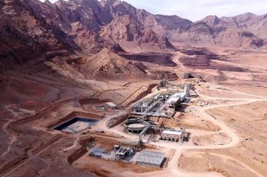 تاکید اقاجانلو بر انضباط واداره اقتصادی باشگاه‌های معدنی و صنایع معدنی