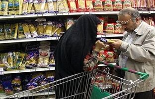 تمرکز اتاق اصناف جلوگیری از احتکار کالا است/قیمت‌های جدید به زودی برچسب گذاری می‌شود