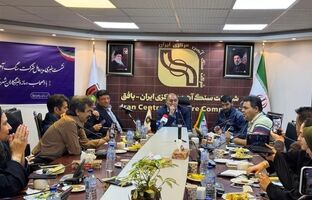 سهام «چغارت‌ریل» را هدیه عقد جوانان بافقی کنید/ مردم بافق و کارگران در سود ۹ میلیون تنی حمل‌ونقل شریک می‌شوند/ ۳۰ تا ۴۰ هزار شهروند بافقی سهام‌دار سنگ‌آهن می‌شوند