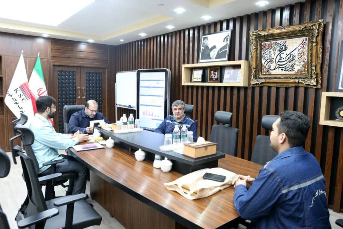  دیدار چهره به چهره مدیرعامل با کارکنان شرکت فولاد خوزستان