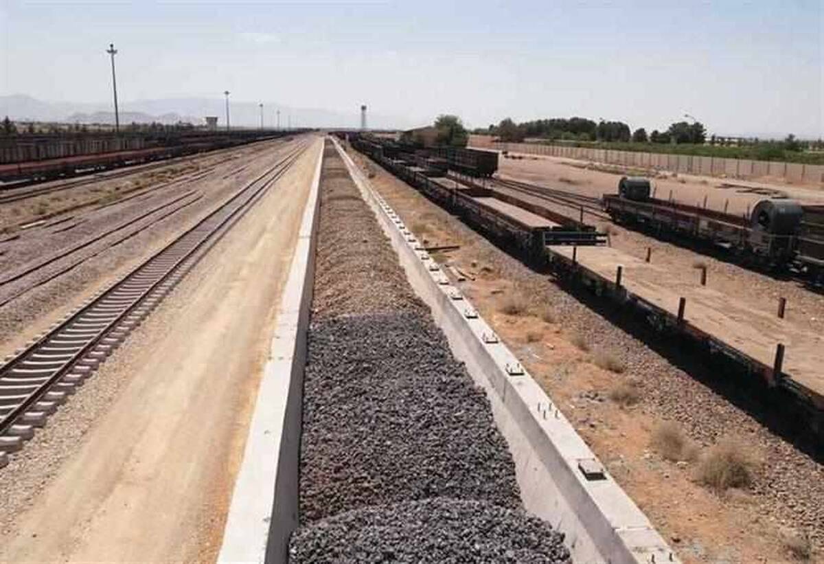 استفاده از سرباره فولاد مبارکه در توسعه ایستگاه ریلی برای نخستین بار