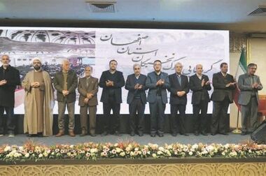 تقویت فرهنگ خانواده‌ها موثر در تقویت جریان صنعت است؛ فولاد مبارکه در مسیر درست حرکت می‌کند