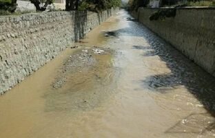 ساماندهی و بهسازی ۳ هزار متر طول از مسیل‌های منطقه ۲ 