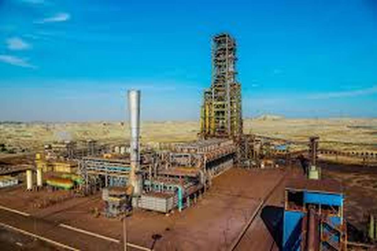 تجلیل از مدیرعامل صبا فولاد خلیج فارس به عنوان مدیر برگزیده بخش دولتی صنعت فولاد