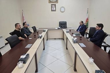 بازدید مدیرعامل بانک توسعه صادرات ایران از گروه صنعتی و کشاورزی آتاویتا