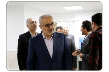 تقدیر از برگزیدگان مسابقات ورزشی بیمه سینا