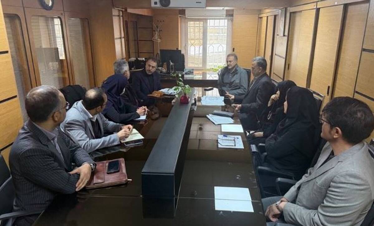 عملکرد بانک صنعت و معدن در استان قزوین مورد تقدیر مدیران ارشد اقتصادی استان قرار گرفت