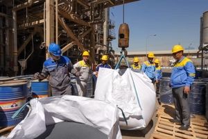 انجام نخستین تعمیرات اساسی رآکتورهای کلیدی بدون توقف تولید در پتروشیمی بوعلی سینا / افزایش راندمان و پایداری تولید در واحدهای آروماتیک و پارازایلین