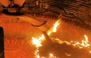 مصرف نسوز در فولاد مبارکه به رکورد بی‌سابقه ۵٫۱۸ کیلوگرم به ازای هر تن مذاب کاهش یافت