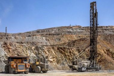 ایمیدرو؛ غرفه برتر دومین نمایشگاه بین المللی گوهرسنگ ها معرفی شد 