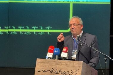 بازدید مدیرعامل شرکت ملی حفاری ایران از موزه دفاع مقدس خوزستان