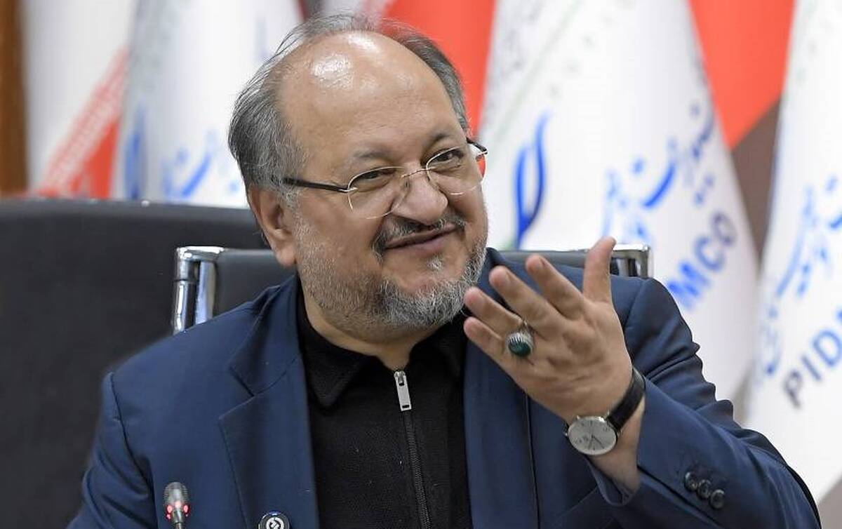 پیام محمد شریعتمداری به مناسبت راه‌اندازی واحد اوره پتروشیمی هنگام/ این راه‌اندازی از کوچکترین ثمرات خون شهدای گلگون کفن صنعت پتروشیمی ایران است