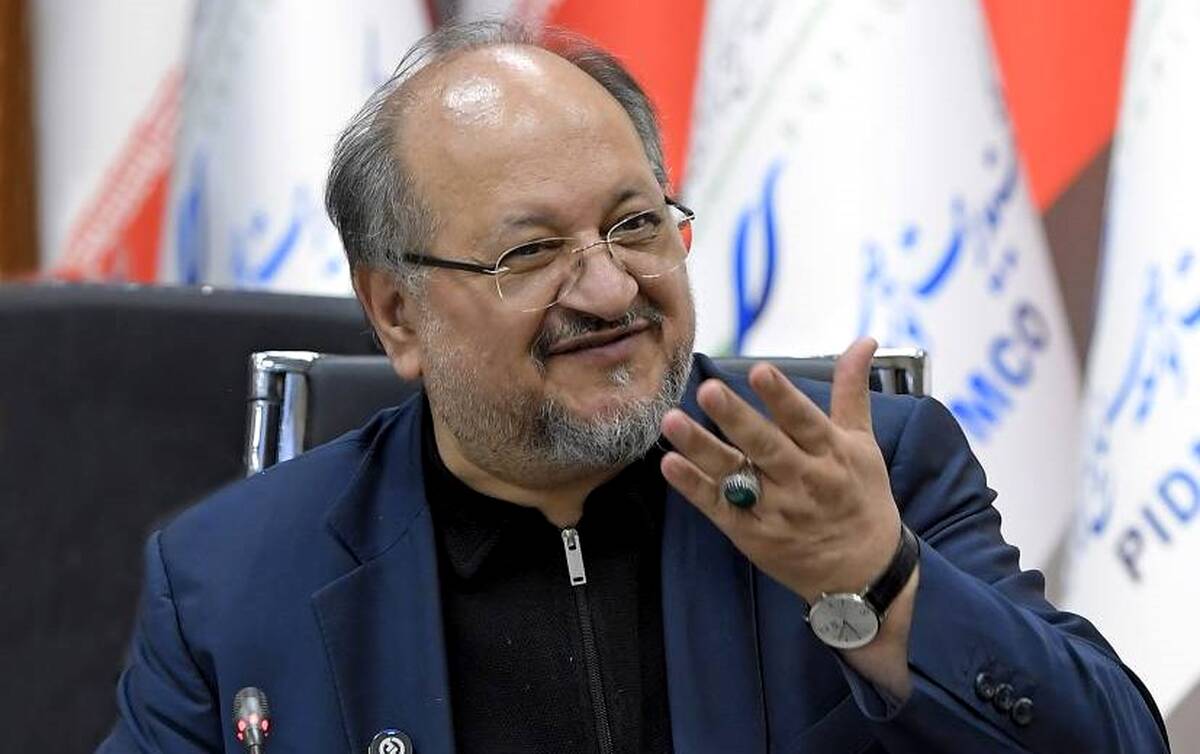 پیام محمد شریعتمداری به مناسبت راه‌اندازی واحد اوره پتروشیمی هنگام/ این راه‌اندازی از کوچکترین ثمرات خون شهدای گلگون کفن صنعت پتروشیمی ایران است