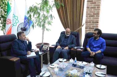 مردمی‌سازی محور اصلی قرارگاه ایران پیروز