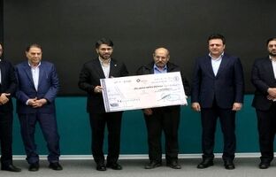 لبخند نیک آفرین به مشتریان خوش شانس بانک کارآفرین