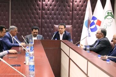 نشست مدیرعامل بیمه دانا با رئیس صندوق بازنشستگی مازندران