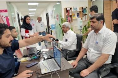 سرپرست شرکت پتروشیمی هنگام با مدیرعامل شرکت ملی صنایع پتروشیمی دیدار کرد