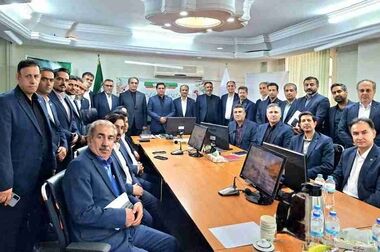 آئین معارفه روسای ادارات کل برنامه‌ریزی و صیانت از مشتریان پست‌بانک برگزار شد