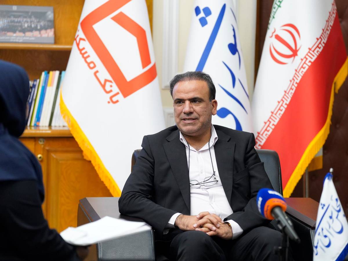 عملکرد بانک مسکن در طرح نهضت ملی قابل تقدیر است / پرداخت تسهیلات بیش از تعهدات