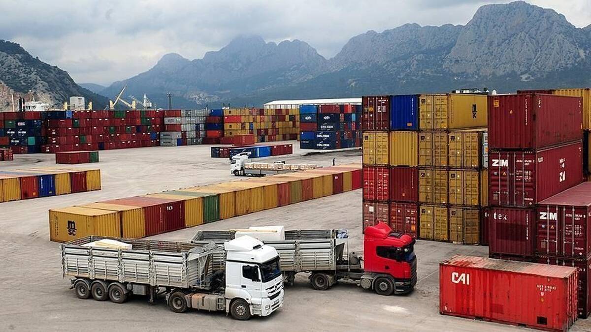 افزایش صادرات غیرنفتی در سال‌جاری/ چین بزرگ‌ترین شریک صادراتی ایران