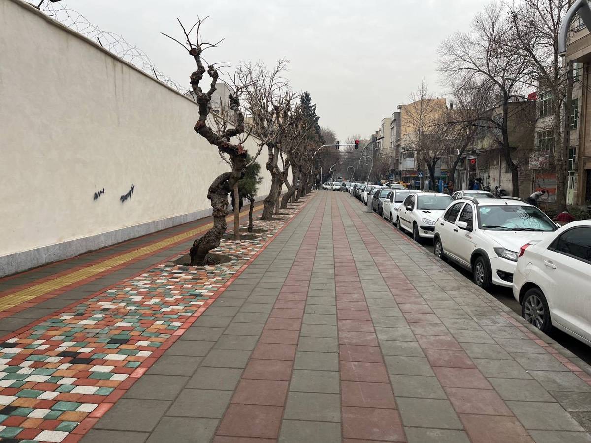 در منطقه۹ انجام شد؛ پیاده راه شمالی خیابان تفرش آماده بهره برداری