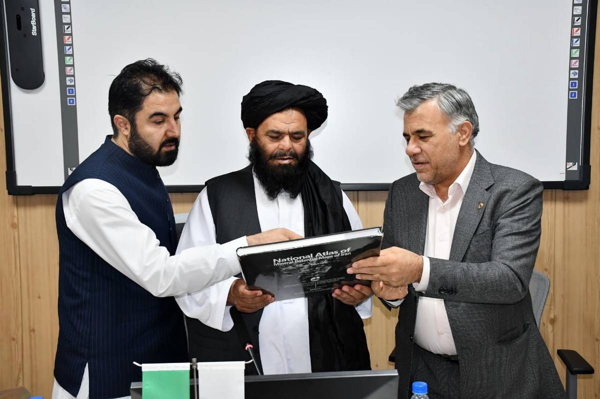 بازدید هیئت بلندپایه افغانستانی از سازمان زمین‌شناسی؛ تخصص کارشناسان ایرانی مورد توجه قرار گرفت