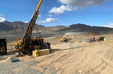 محمد آقاجانلو رئیس هیئت‌مدیره هلدینگ «ومعادن» شد/ تاکید بر اولویت بندی و پالایش پروژه ها