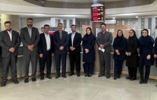 مدیرعامل بانک سرمایه به طور سرزده از شعبه میدان فاطمی و واحد مستقل ارزی غرب تهران بازدید کرد